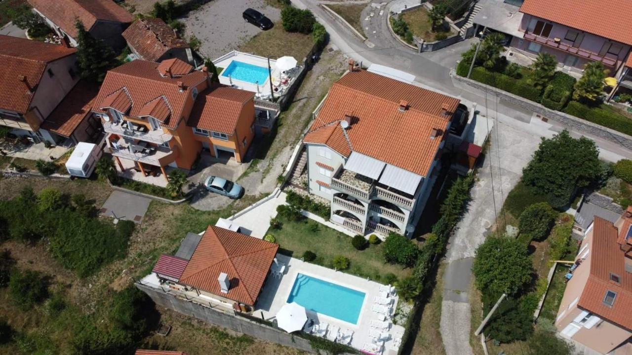 Apartments Ljubas Опатия Екстериор снимка