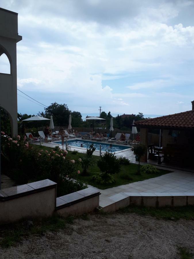 Apartments Ljubas Опатия Екстериор снимка