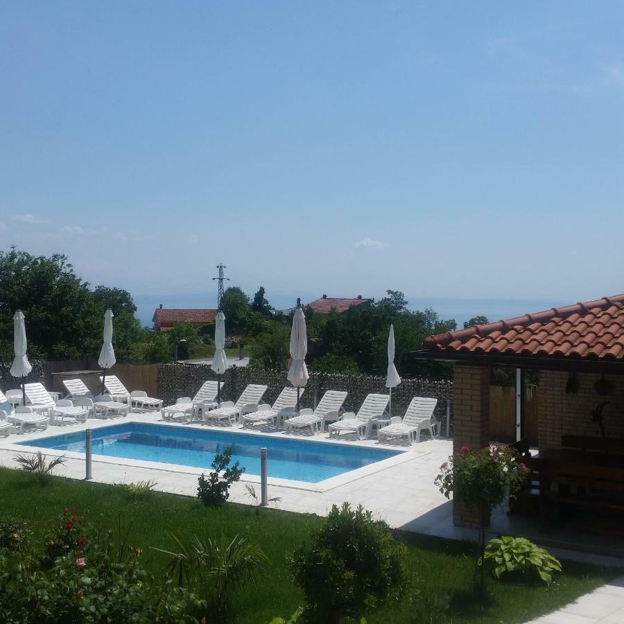 Apartments Ljubas Опатия Екстериор снимка