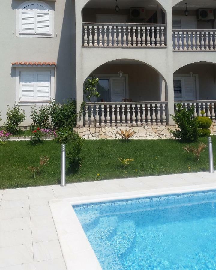 Apartments Ljubas Опатия Екстериор снимка